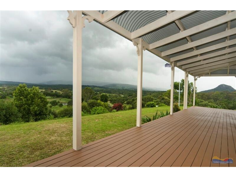 35 Flindersia Drive, Traveston QLD 4570