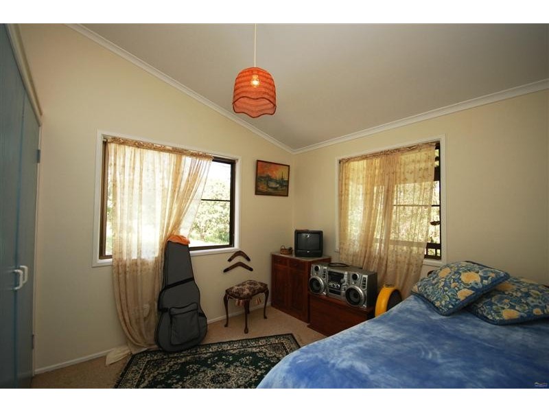 365 Coles Creek Road, Cooran QLD 4569