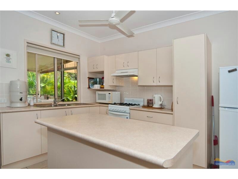 228 Highfield Rise, Pomona QLD 4568