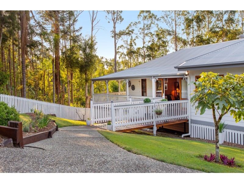 54 Sunrise Road, Eumundi QLD 4562