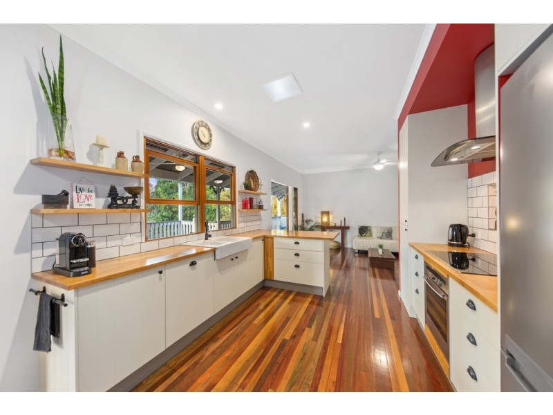 54 Sunrise Road, Eumundi QLD 4562