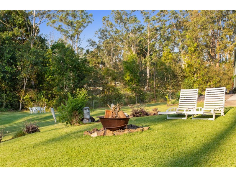 54 Sunrise Road, Eumundi QLD 4562