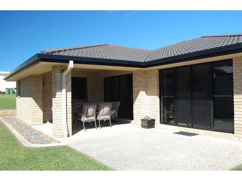 15 Tanderra Drive, Cooran QLD 4569