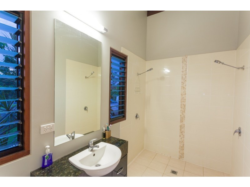 6 Trading Post Rd, Cooroy QLD 4563