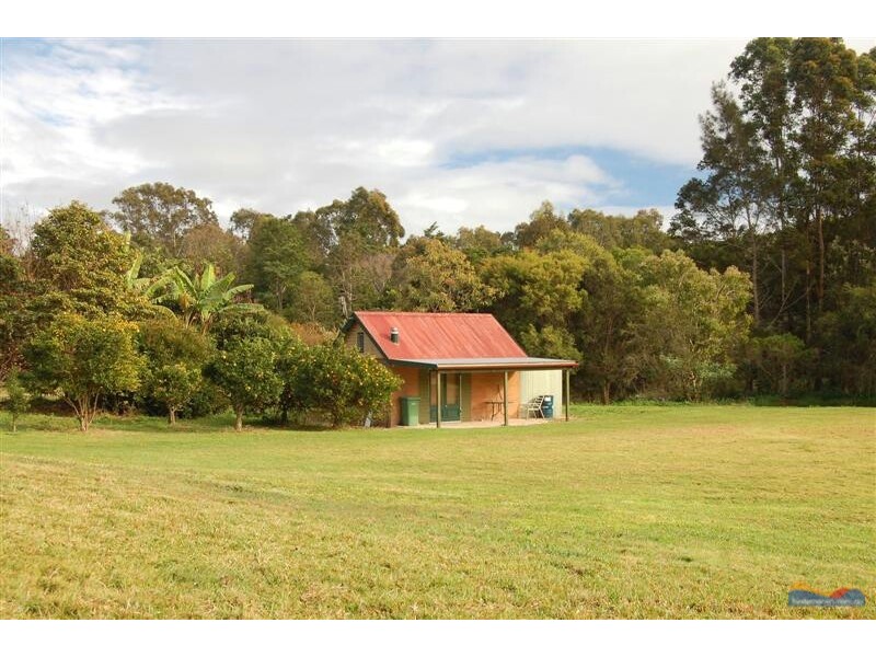 111 Tablelands Rd, Cooran QLD 4569