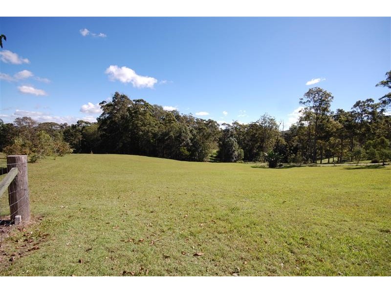 6 Wallaby Lane, Tinbeerwah QLD 4563