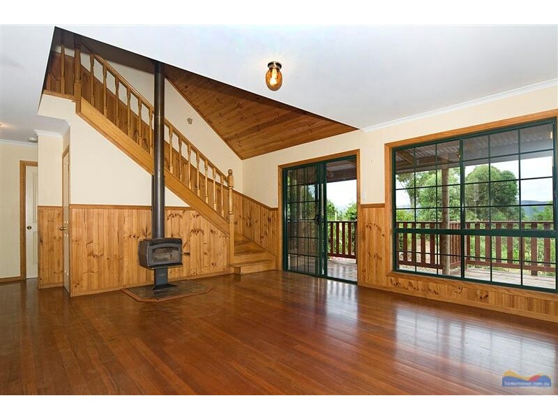 133 Lehman Rd, Traveston QLD 4570
