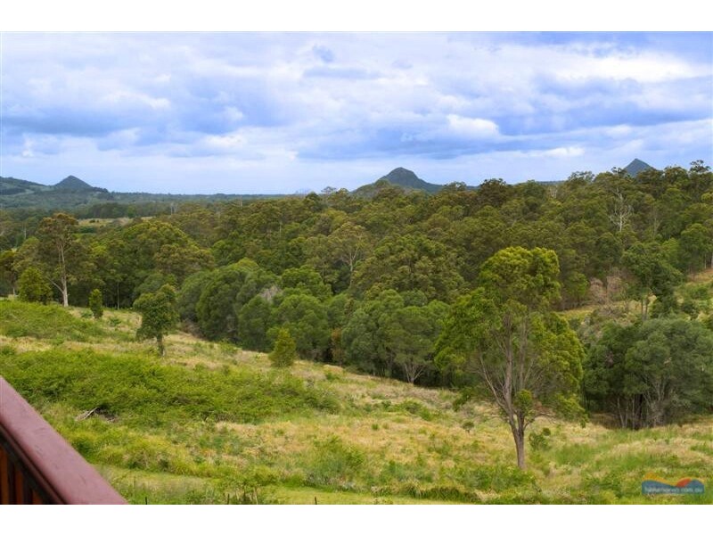 133 Lehman Rd, Traveston QLD 4570