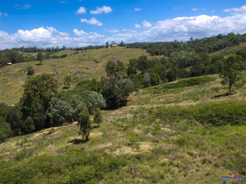 133 Lehman Rd, Traveston QLD 4570