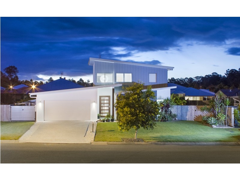 6 Viv Hull Ave, Eumundi QLD 4562