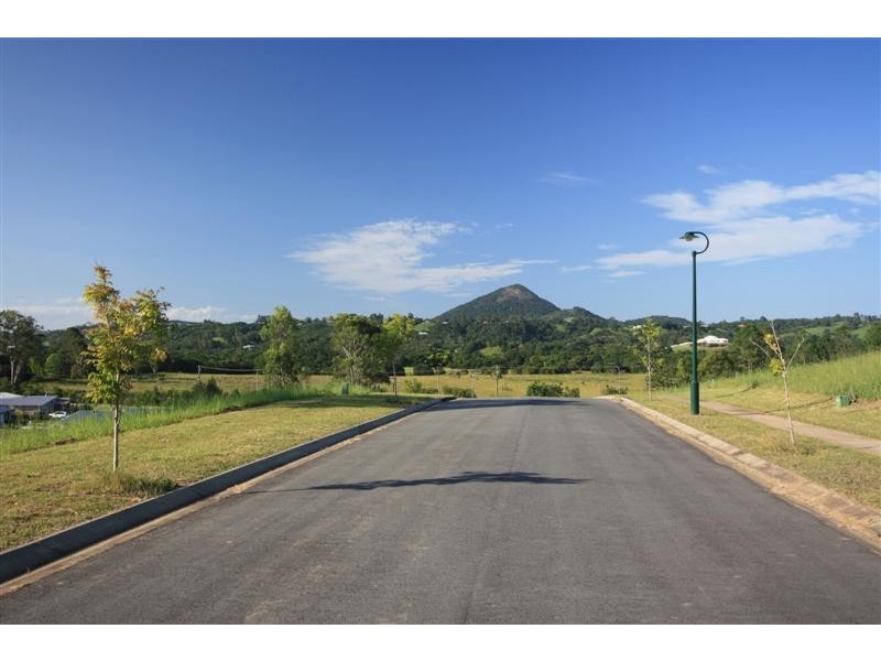 22 Viv Hull Ave, Eumundi QLD 4562
