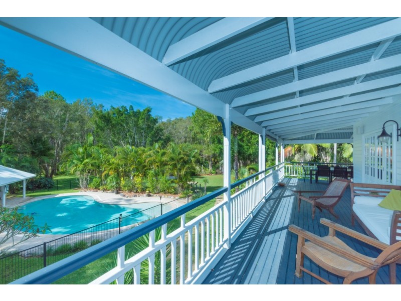 37 Kimbah Ct, Cooroibah QLD 4565