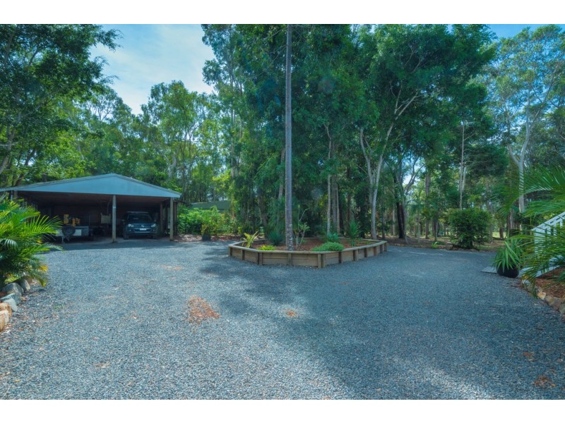 37 Kimbah Ct, Cooroibah QLD 4565