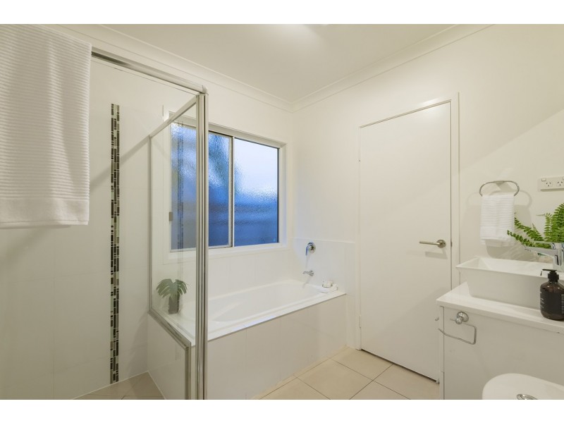 Unit 2/1 Clark Crescent, Eumundi QLD 4562