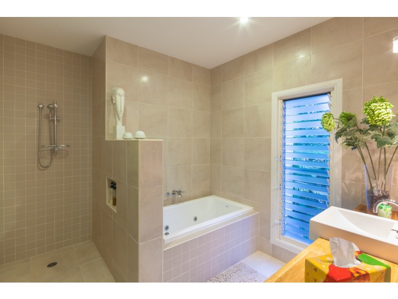 14 Ward Street, Eumundi QLD 4562