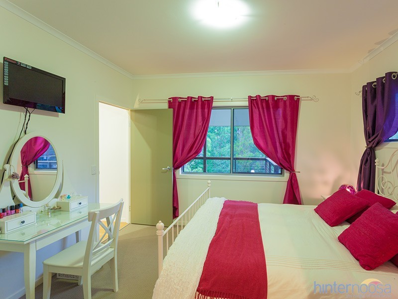 4 Pinbarren Court, Cooroy QLD 4563