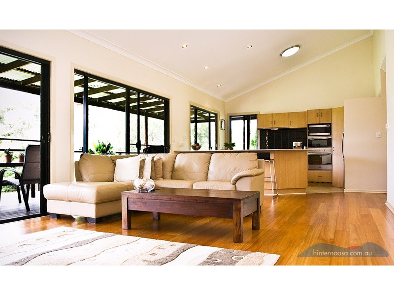 312 Coles Creek Rd, Cooran QLD 4569