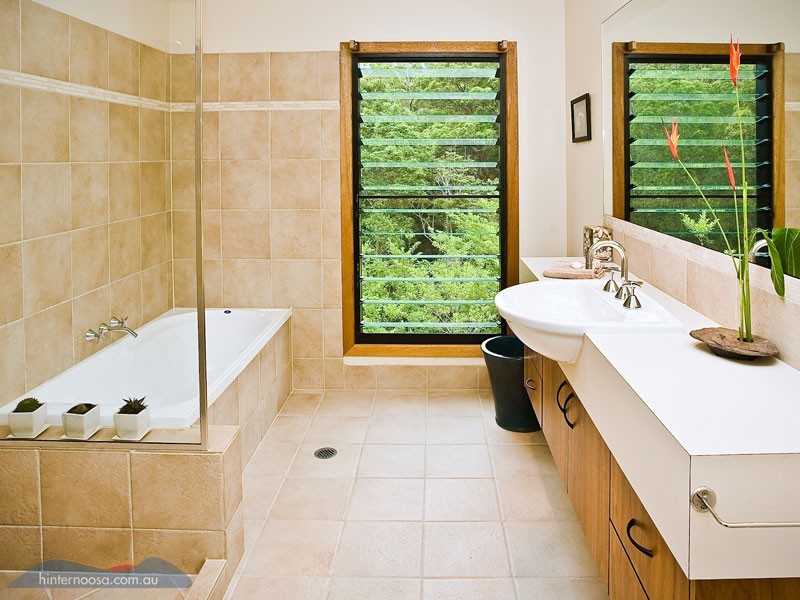 312 Coles Creek Rd, Cooran QLD 4569