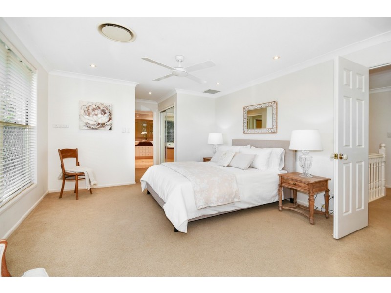 1 Falcon Cres, Cooroy QLD 4563
