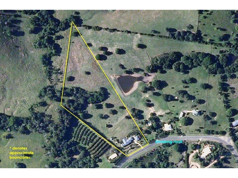 74 Binalong Rd, Pomona QLD 4568