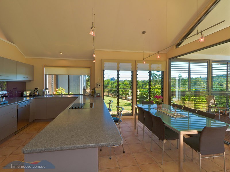 74 Binalong Rd, Pomona QLD 4568