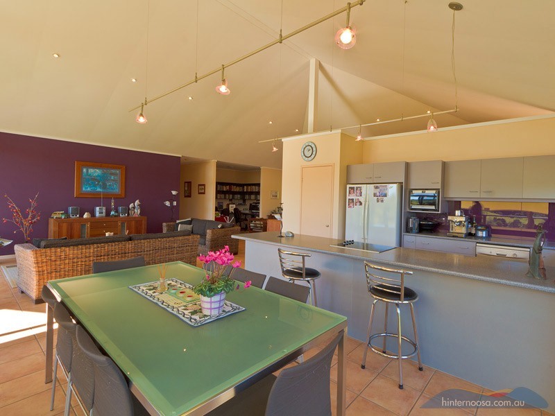 74 Binalong Rd, Pomona QLD 4568