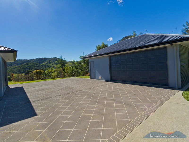 74 Binalong Rd, Pomona QLD 4568