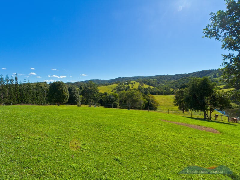 74 Binalong Rd, Pomona QLD 4568