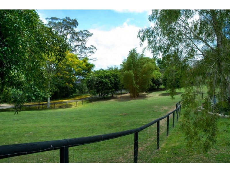 2 Risley Court, Cooran QLD 4569