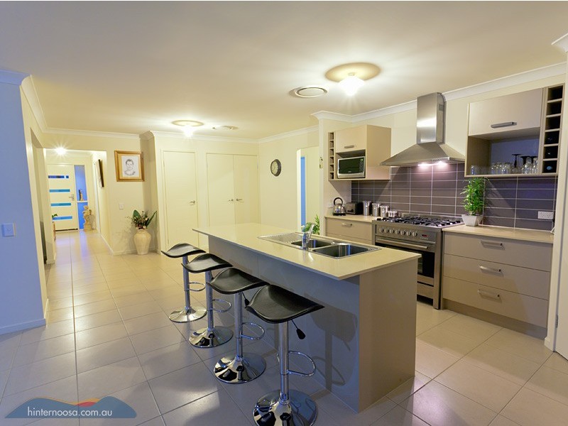 5 Prospect Place, Cooroy QLD 4563