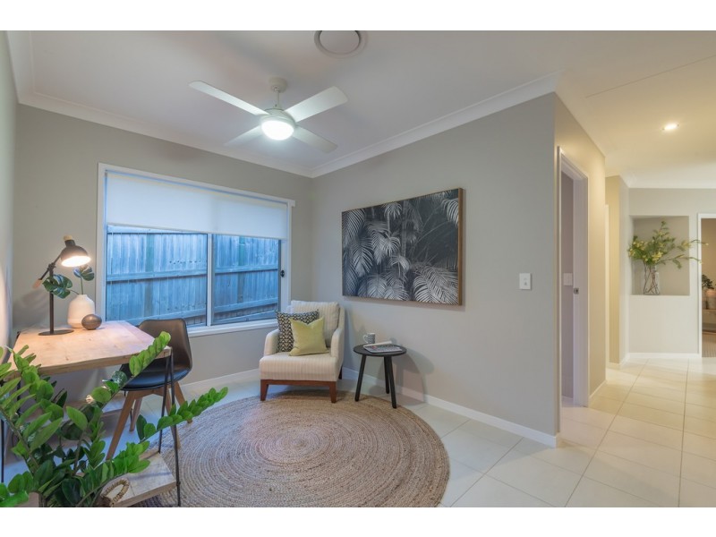 18 Prospect Place, Cooroy QLD 4563