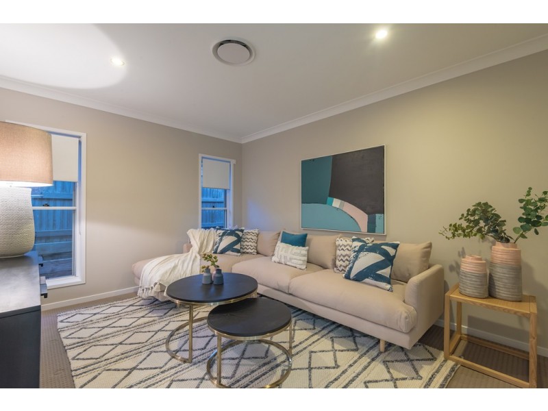 18 Prospect Place, Cooroy QLD 4563