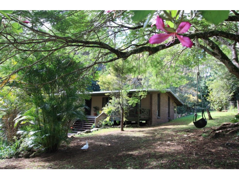 758 Louis Bazzo Drive, Ringtail Creek QLD 4565