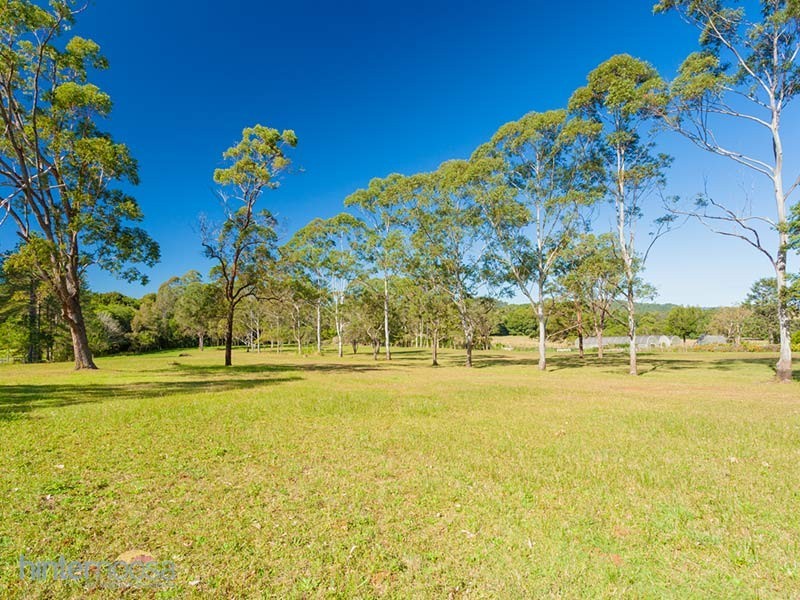 75 Don Napier Rd, Eumundi QLD 4562