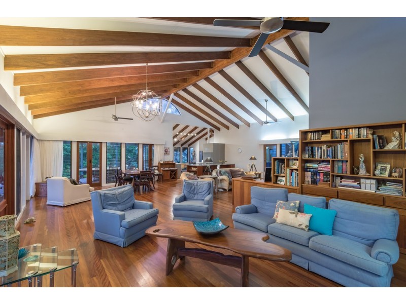 16 Palm Grove Road, Cooroy QLD 4563