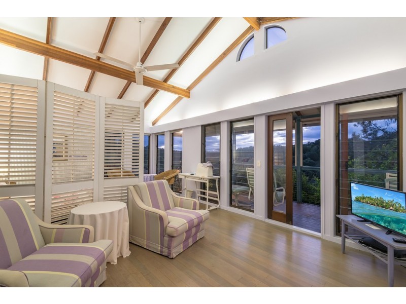 16 Palm Grove Road, Cooroy QLD 4563