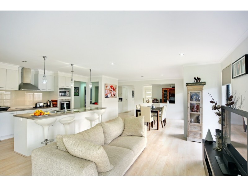 5 Dunbar Crt, Cooroy QLD 4563