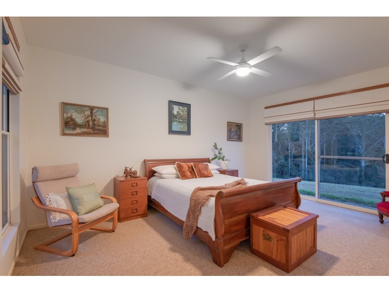 143 Davis Road, Cootharaba QLD 4565