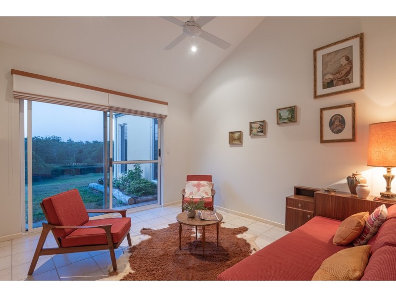 143 Davis Road, Cootharaba QLD 4565