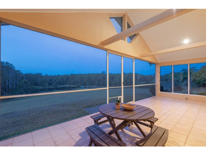 143 Davis Road, Cootharaba QLD 4565