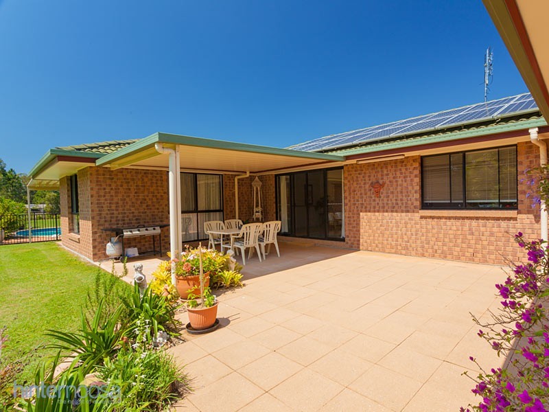 47 Highland Drive, Lake Macdonald QLD 4563