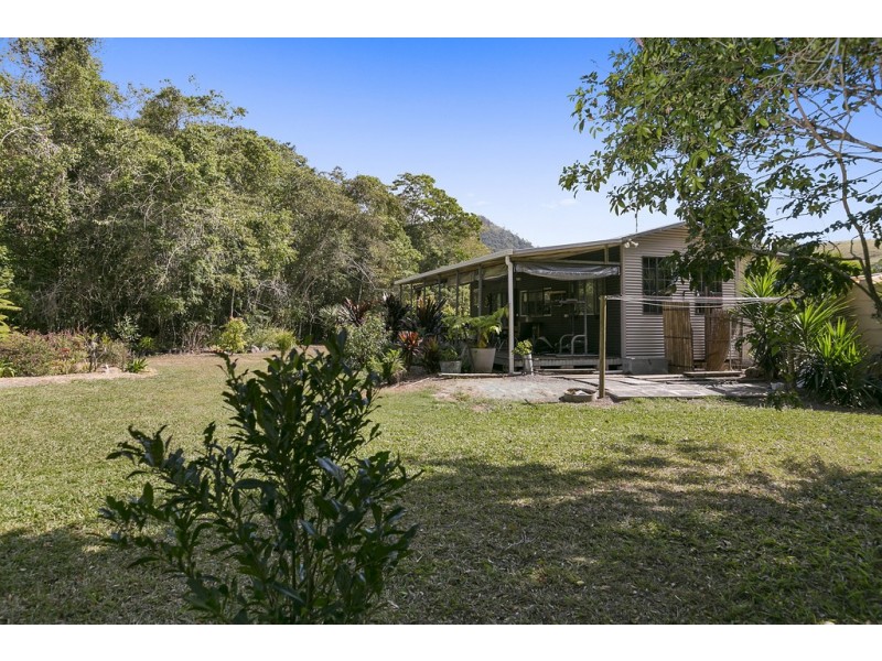 447 Pomona Kin Kin Road, Pinbarren QLD 4568
