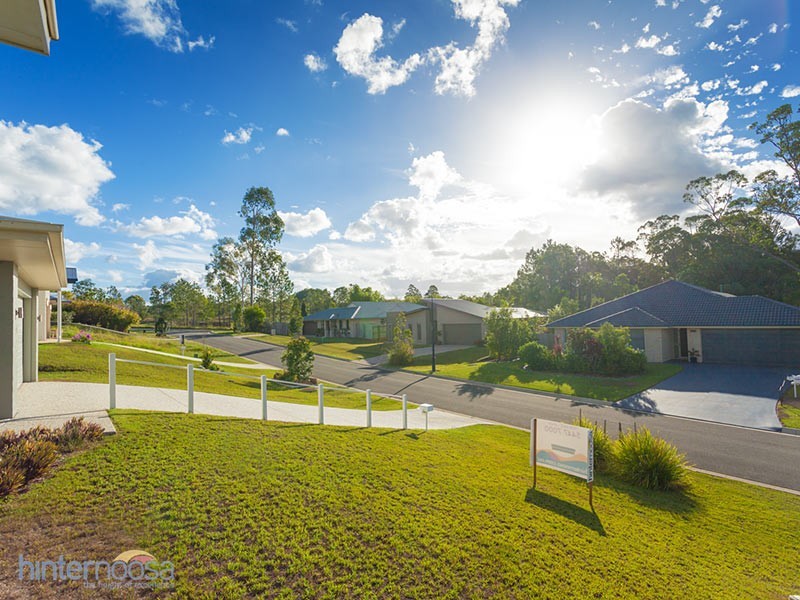 10 Prospect Place, Cooroy QLD 4563