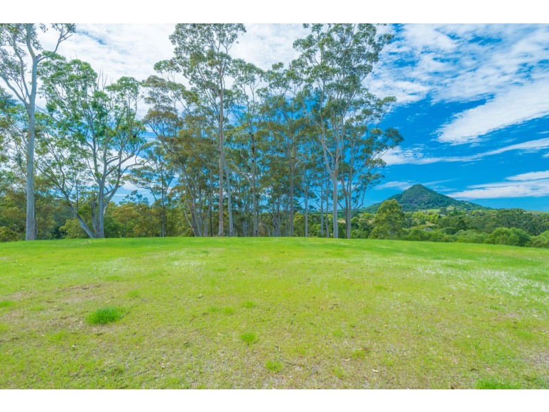 135 Cooroy Mountain Road, Lake Macdonald QLD 4563