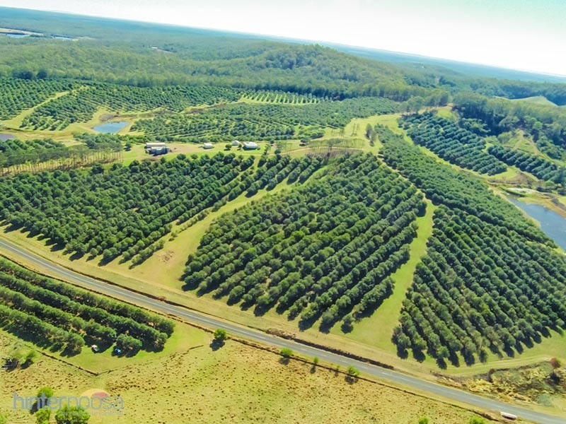 2052 Sandy Creek Rd, Downsfield QLD 4570
