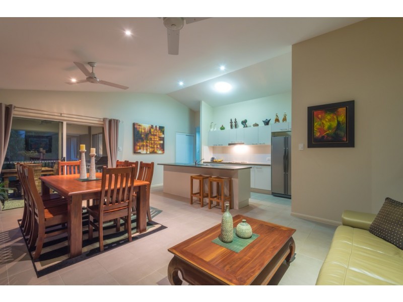 7 Dunbar Court, Cooroy QLD 4563