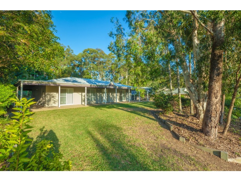 7 Lake Entrance Boulevard, Noosaville QLD 4566