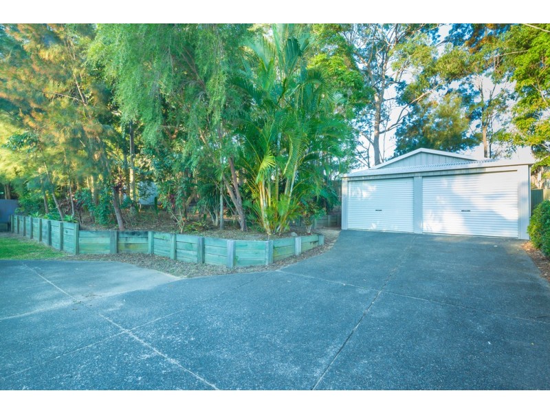 7 Lake Entrance Boulevard, Noosaville QLD 4566