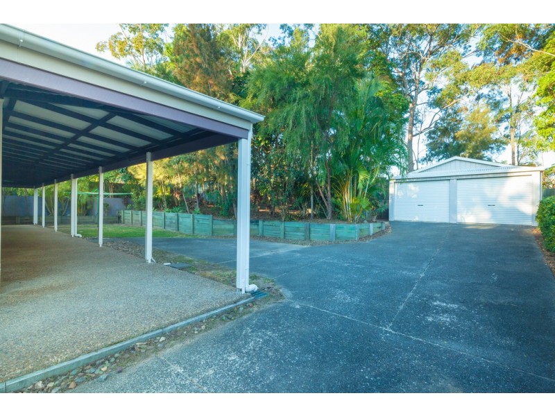 7 Lake Entrance Boulevard, Noosaville QLD 4566