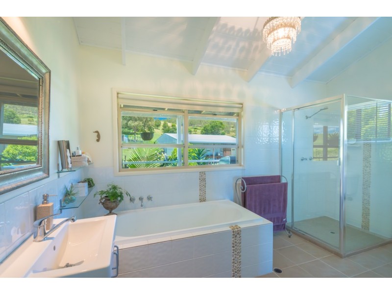 1911A Bruce Highway, Federal QLD 4568